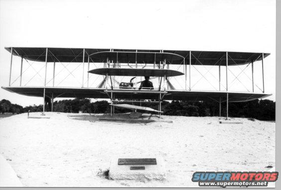poised.jpg Bronze statue at the Wright Brothers memorial.  I got a few fun shots of this one.
