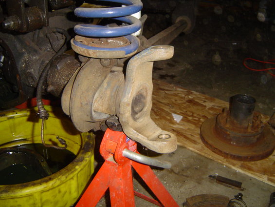 sas-swap-054.jpg Yup, about as far as you can thake that apart