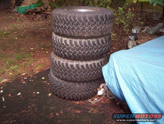 wheelin-in-mb-back-yard-006.jpg 33'S
