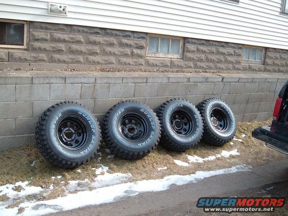 tires mounted  dunlop mud rovers 32/11.5/15