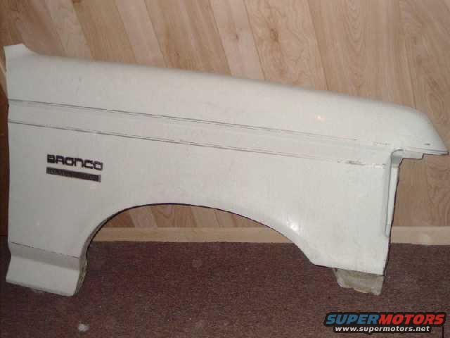 88bronco27.jpg Left/passenger-side front fender