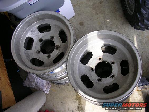picture-001.jpg new wheels for bronco