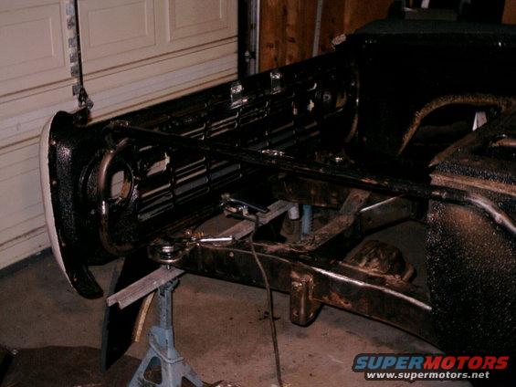 67-bronco1-018.jpg Starting the tube core support.