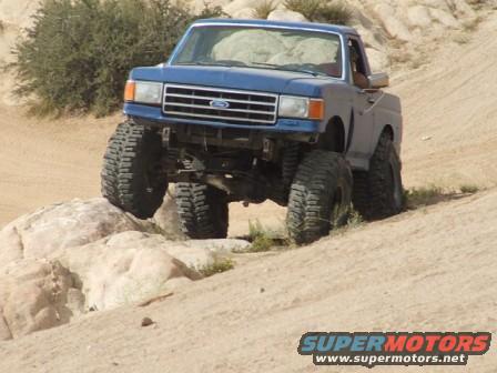 dscf0394.jpg Before straight axle swap. Moon rocks, NV