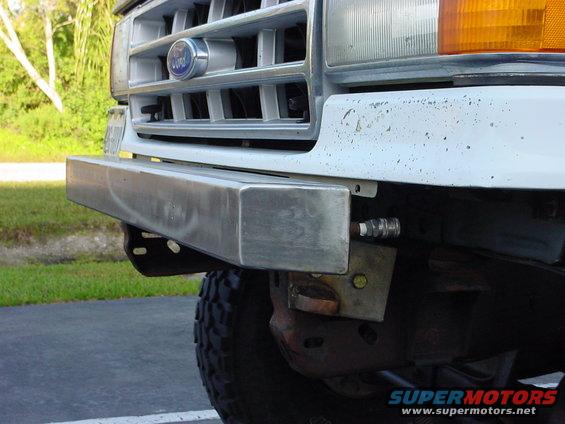 fbumpergood.jpg This shows the stainless front bumper that doubles as an air reservoir for the on-board air.