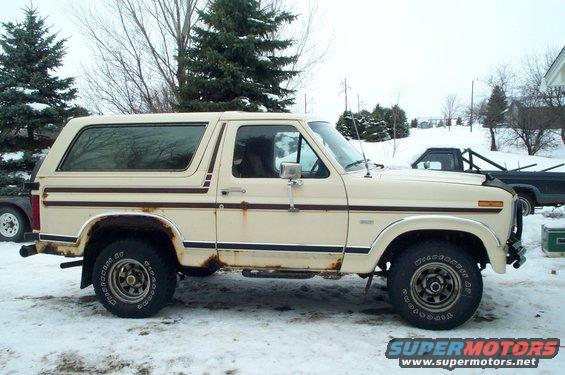 dcp_8599.jpg Bronco i bought to replace my F-150 after modifiying my frame and breaking the welds that hold the cab together