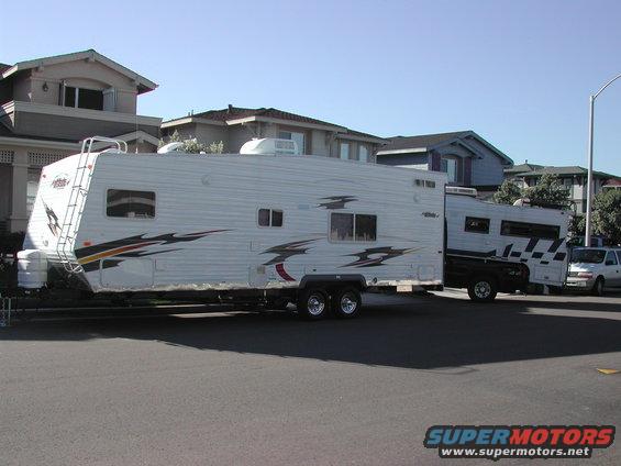 20050131_011.jpg Outgrew the camper after 1 season and bought  a 28' Attitude Toy Box.  