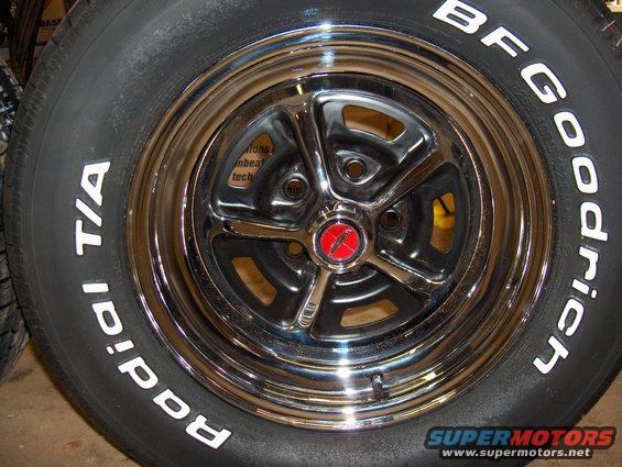 hpim0303.jpg Wheels are marketed by Wheel Vintiques. I was surprised at the quality chrome. 