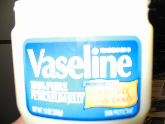 Jar of Vaseline 100% pure petroleum jelly, for hands & body