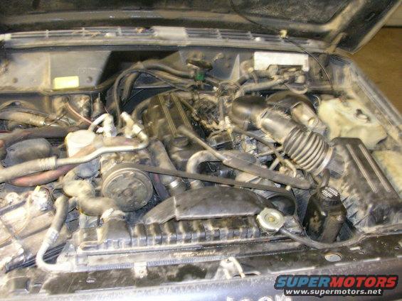 Engine bay of a 1987 Jeep Cherokee