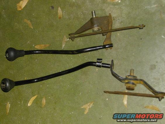 top bw 1356 shifter
bottom np 208 shifter?