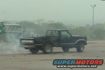snapshot(12).jpg pics from a video of my F-150 going around in circles