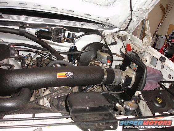 Engine bay showing K&N FIPK air intake system installed