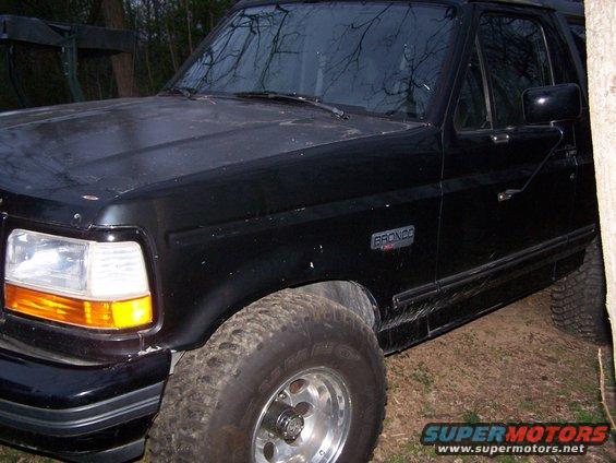Black 1992 Ford Bronco 3q-front view