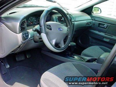 2000 Midnight Black Ford Taurus SES 4-Door Sedan - Interior Front