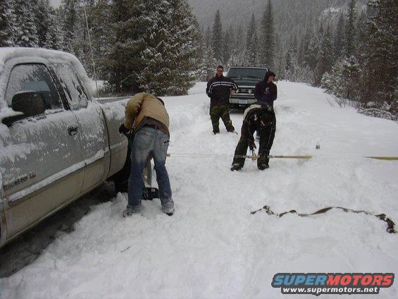 pictures-050.jpg Hooked up and begining the recovery.... the first time