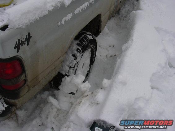 pictures-052.jpg First tire out of the bank