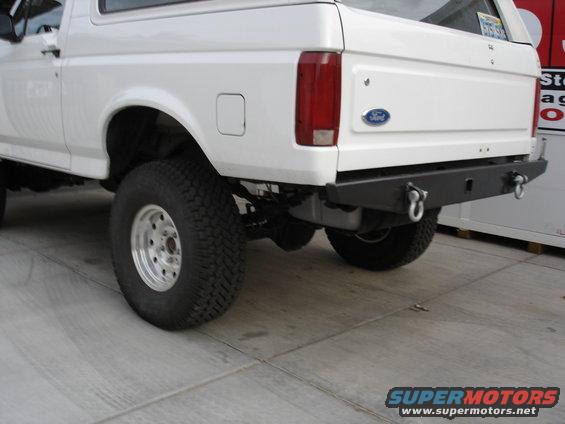 bronco-033.jpg In this pic you can see the sheetmetal that was trimed off.