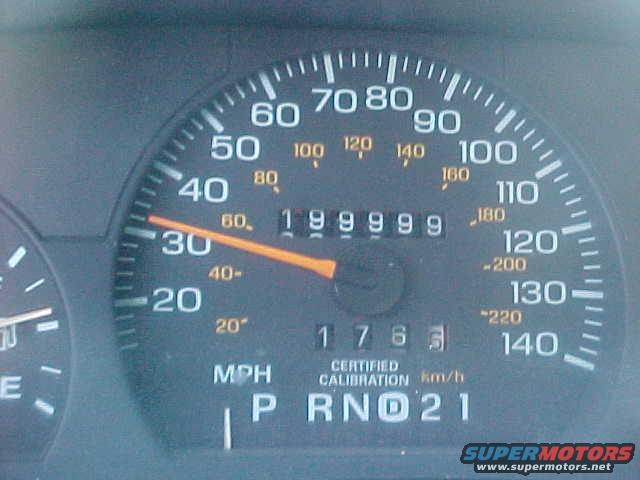 1994 Ford Crown Victoria photo