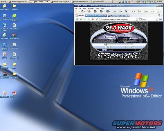 Computer screen showing the 95.3 WAOR radio station website with streaming live text