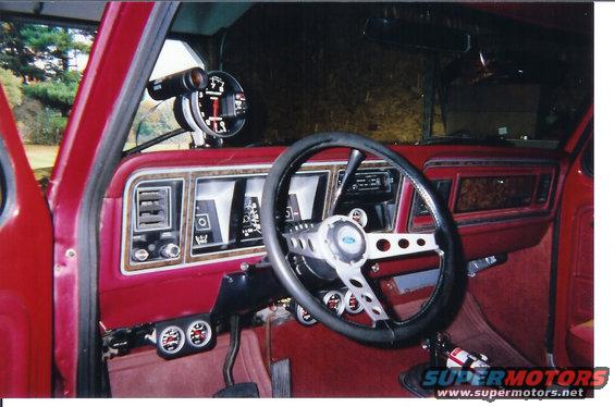 picture.jpg fire extinguisher