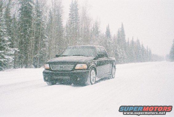 hdinsnow.jpg Trying to plow snow in Feburary.