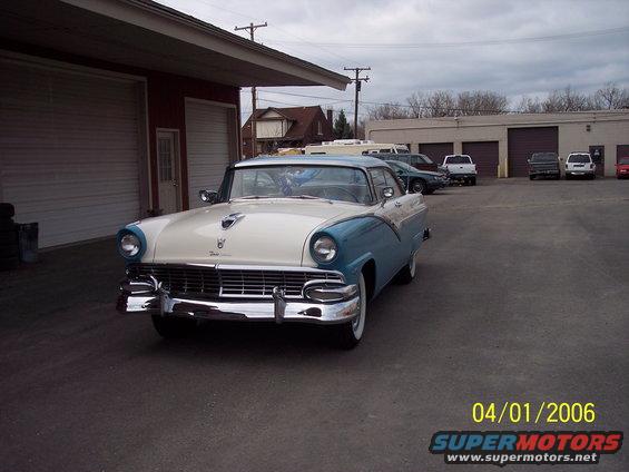 1956 Ford Fairlane Crown Victoria, two-tone blue and white, front 3/4 view