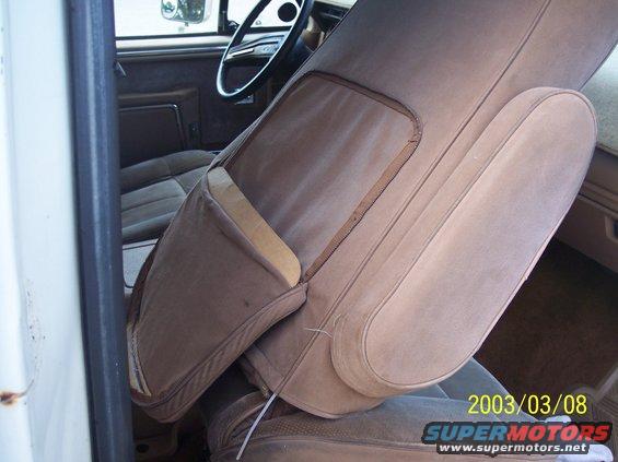 These pockets are making me crazy.  The upholstery shops are all saying over $100 each to put new zippers in.  Think the old owner knows these guys and they're getting even for him?
