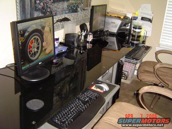 desk-update-004.jpg Side view of the Desks.