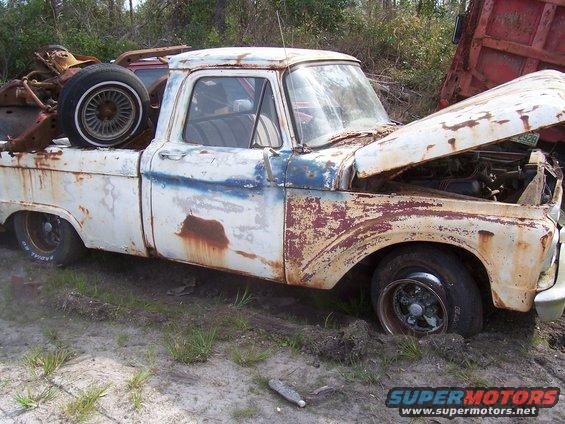 junkyard.jpg 