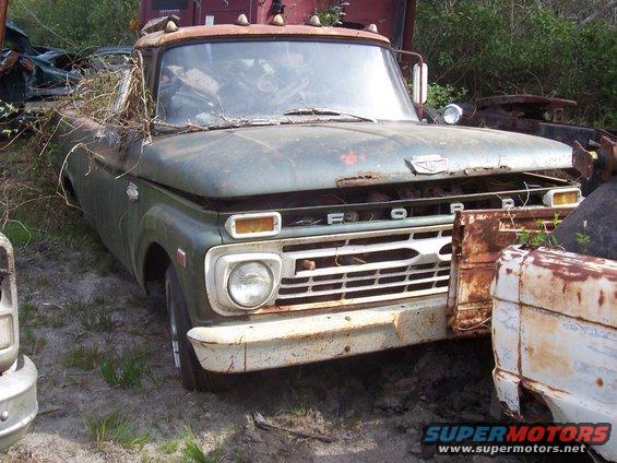junkyard-1-1966.jpg 