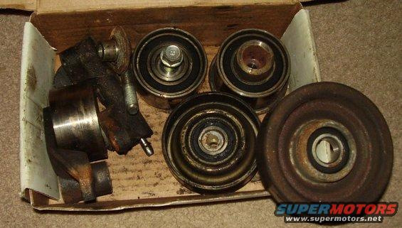 p4090012.jpg KLDE Idler Pulley set, with misc mounting hardware
