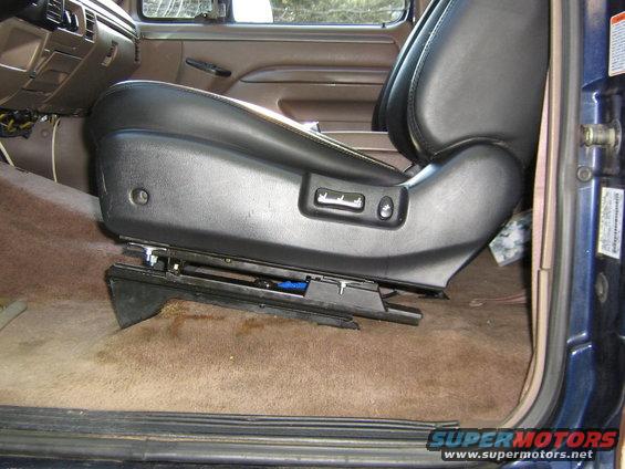 bronco-seats....-004.jpg 