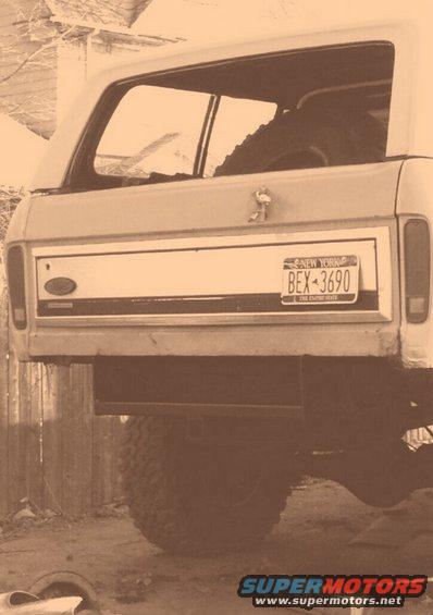 1978 Ford Bronco rear view with New York license plate BEX-3690