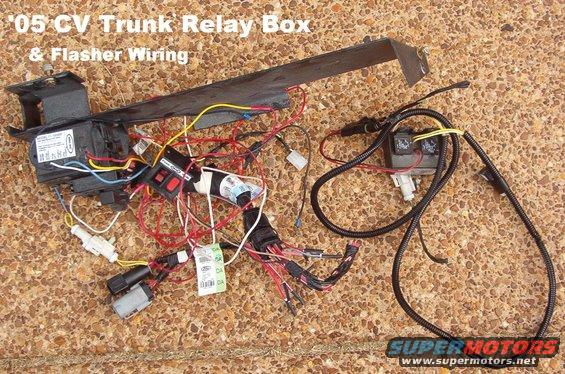 Trunk relay box & flasher wiring from 2005 P71