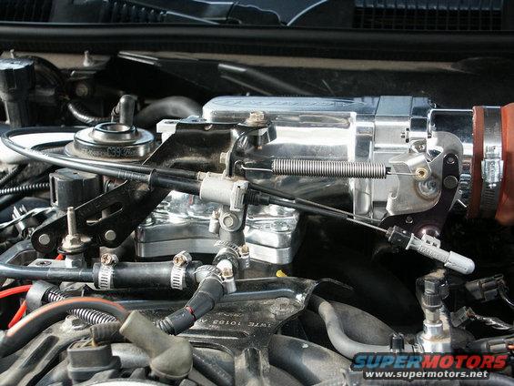 pict1594.jpg Installed 1" throttle body spacer and 1/2" intake spacer.