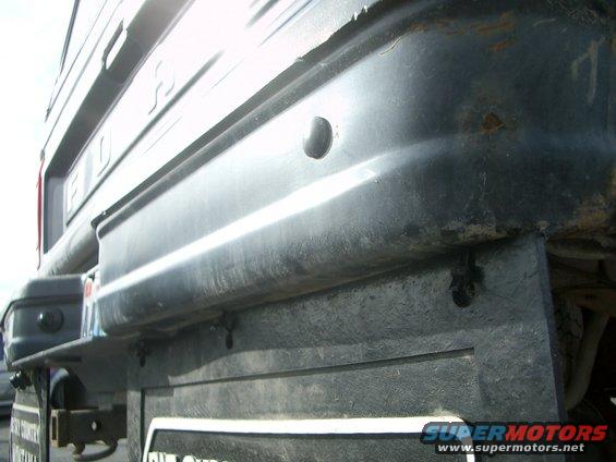1992 Ford Ranger rear bumper with mud flap