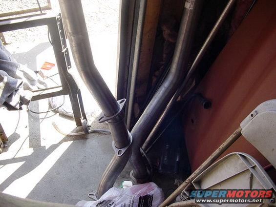 exhaust pipes with flanges