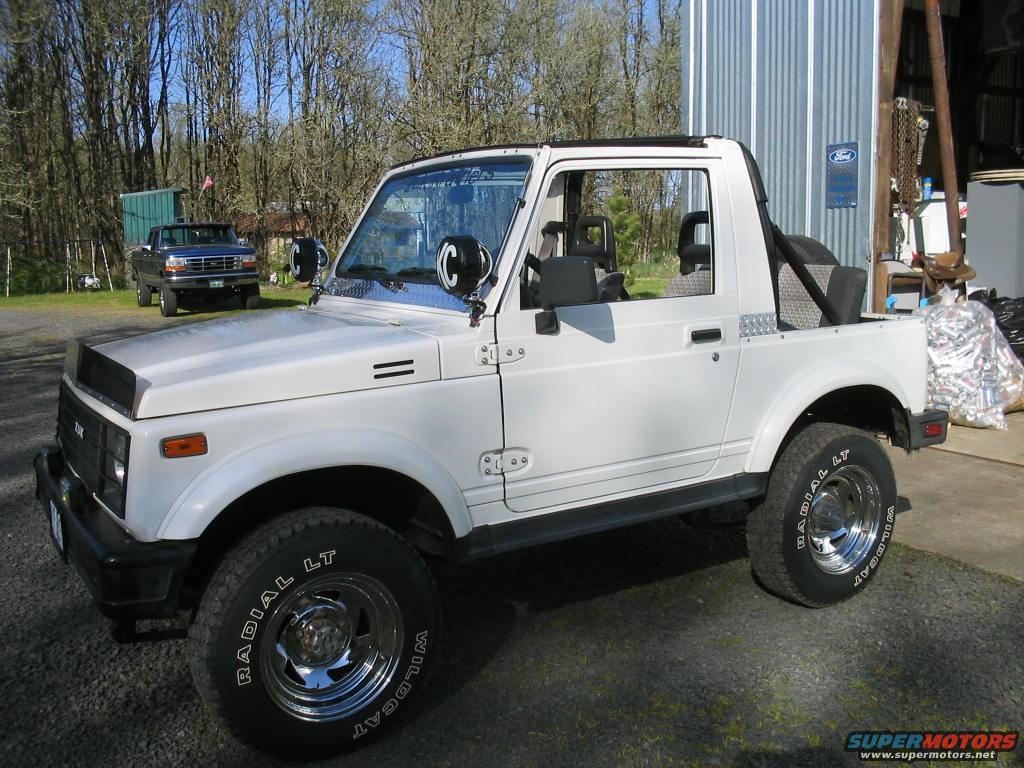Suzuki Samurai