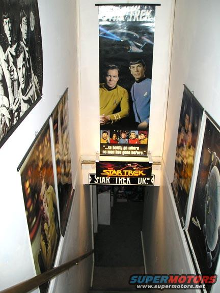 star-trek-stairs193.jpg 