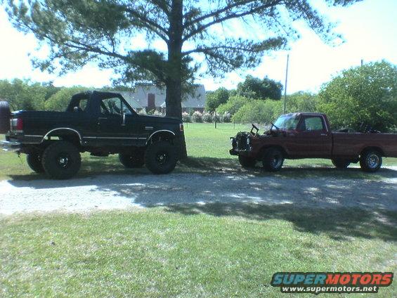 dsc00893.jpg started tearin down my friends 78 f100 to swap a newer 302 in it