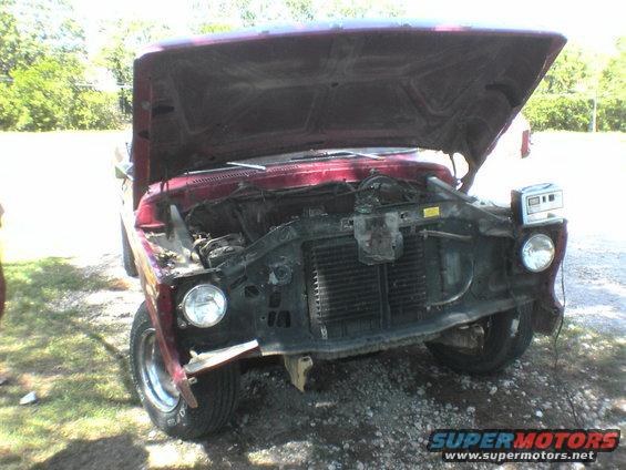 dsc00888.jpg tore enuf off to drive up to my shop to tear the rest out
