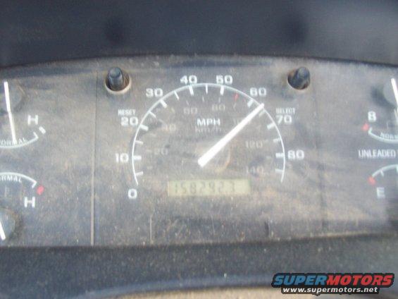 1994 Ford F-150 speedometer and odometer reading 158292.1