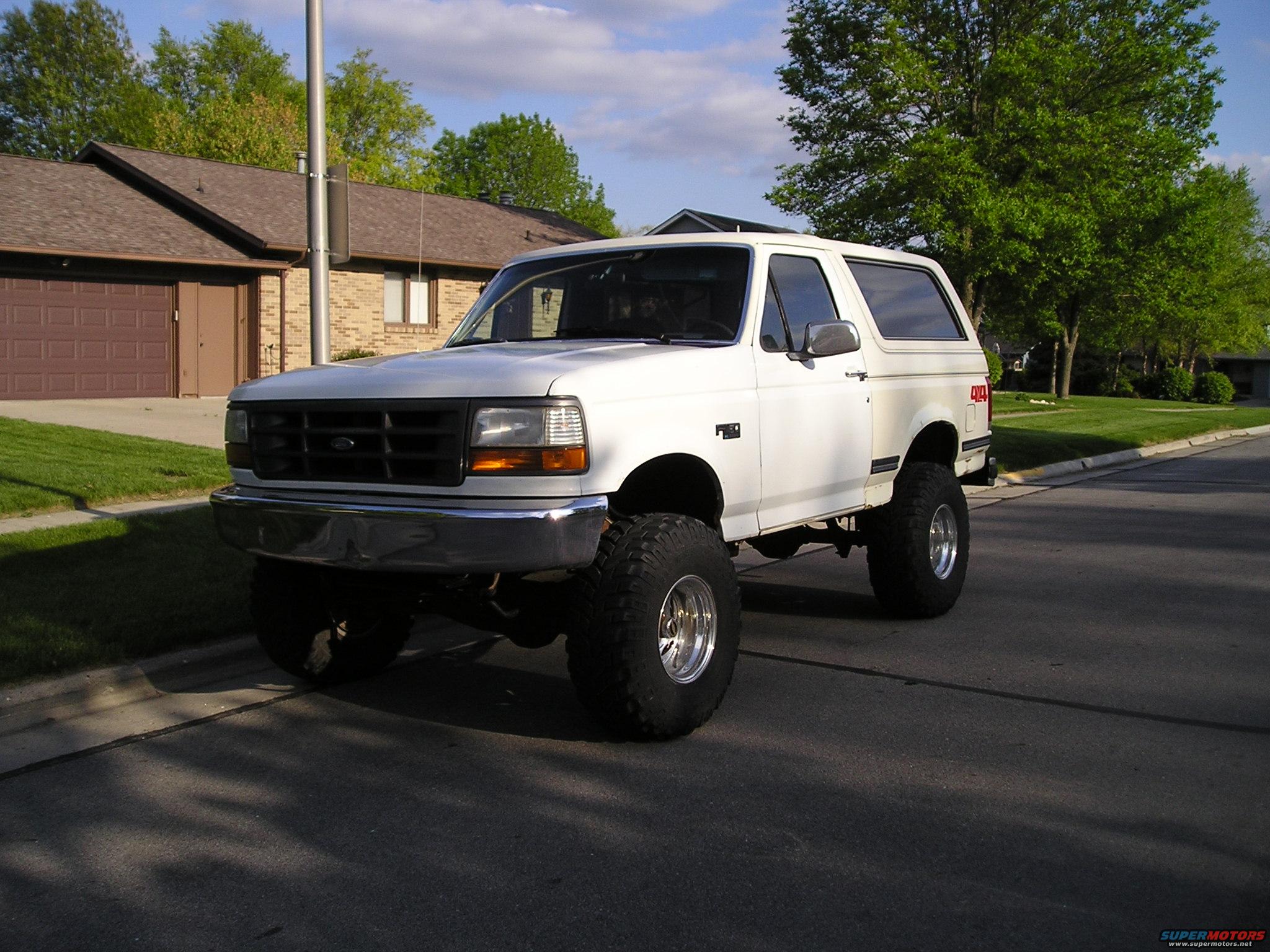 1990 Ford Bronco photo