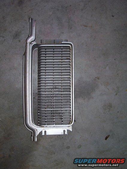 Chrome grille with horizontal bars