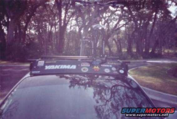 roof_rack.jpg My Yakima bike rack and Schwinn Mesa GSX