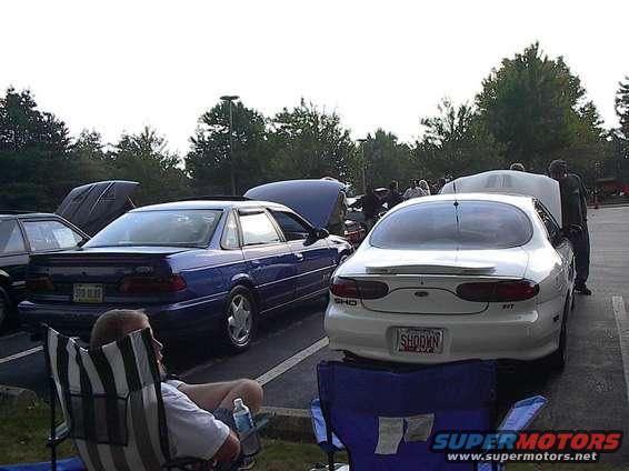 storm_trooper_sho.jpg Rear shot of Stormtrooper's Gen. 3 SHO; notice the svt badge