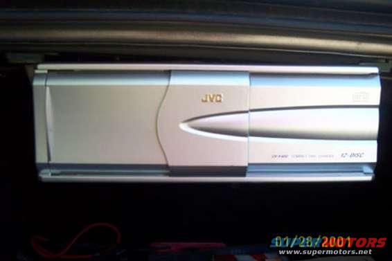 jvc_12_disc.jpg 