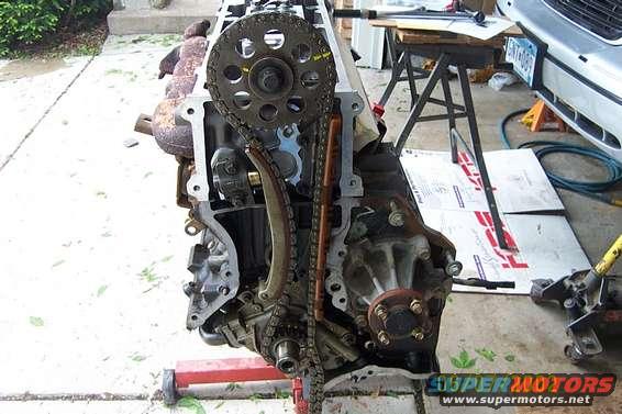 rthead_installed.jpg right side SVO head installed with timing components.