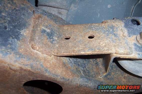 dcp_0029.jpg "Watts Link" re-inforcement.  Photo of left front lower attachment point.  ALL '98-'02 cars should have this done.